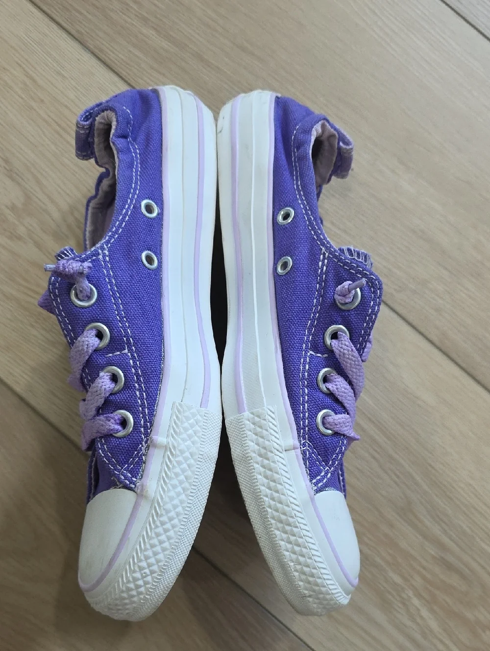 Converse Women's Purple Canvas Low-Top Sneakers - Picture 8 of 10
